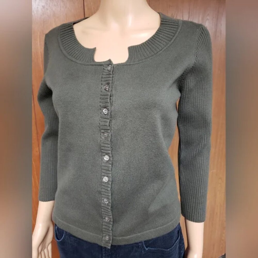 New vintage Worth cutout notch neckline olive crop relaxed knit cardigan sweater